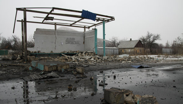 Петима загинали при удар върху Дома на културата в Донецк