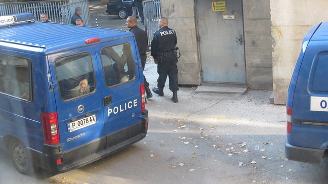 Невиждани мерки за сигурност: 10 полицаи доведоха Боре Силата в съда!