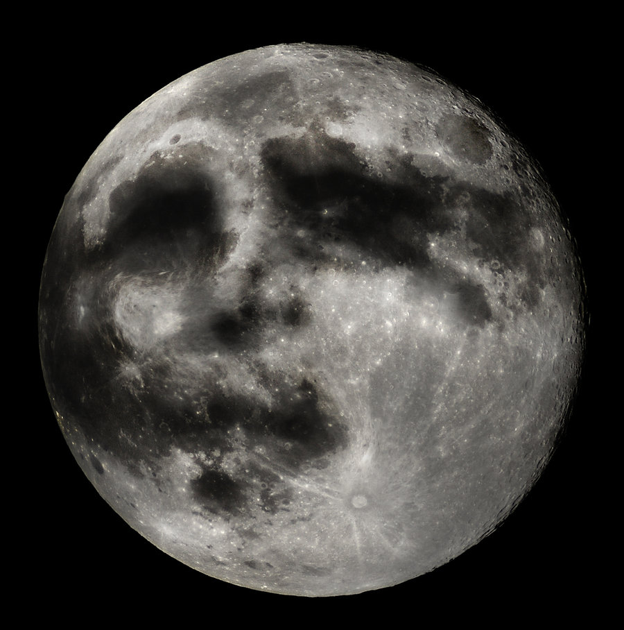 НАСА показа тъмната страна на Луната (ВИДЕО)