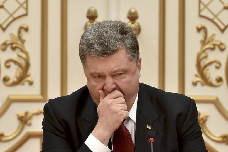 Порошенко е звънял на Генщаба на ВСУ по време на преговорите в Минск