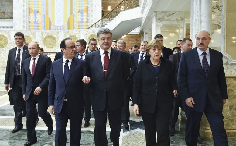 Участниците в преговорите в Минск може да направят само изявления