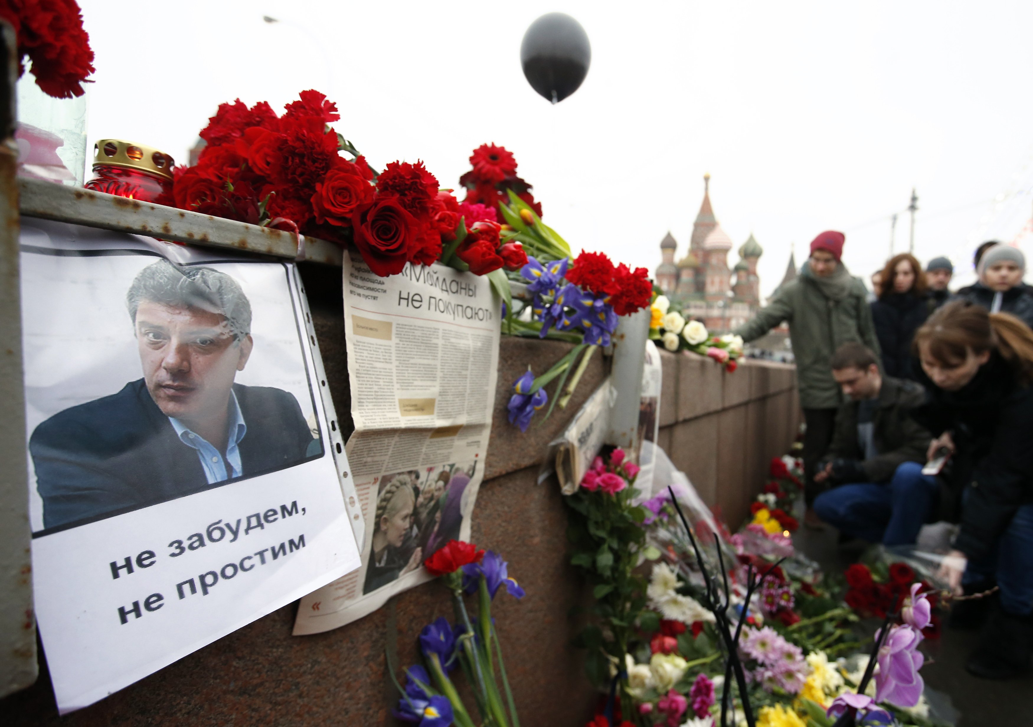 Руски политик вещае вълна от престъпления след смъртта на Немцов