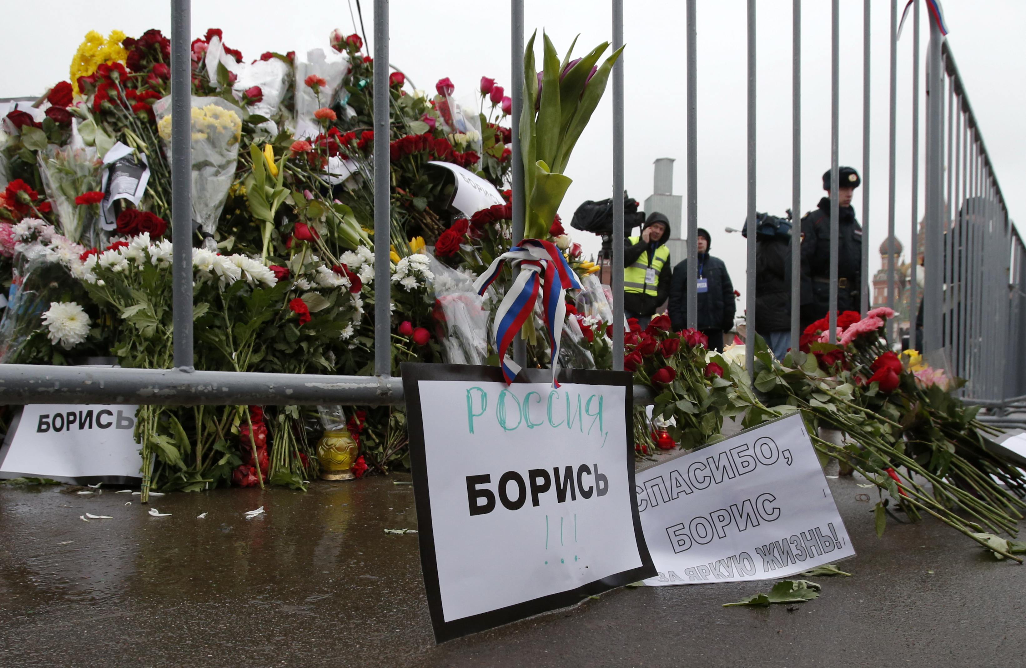 ЕНП призова за международно разследване на убийството на Немцов