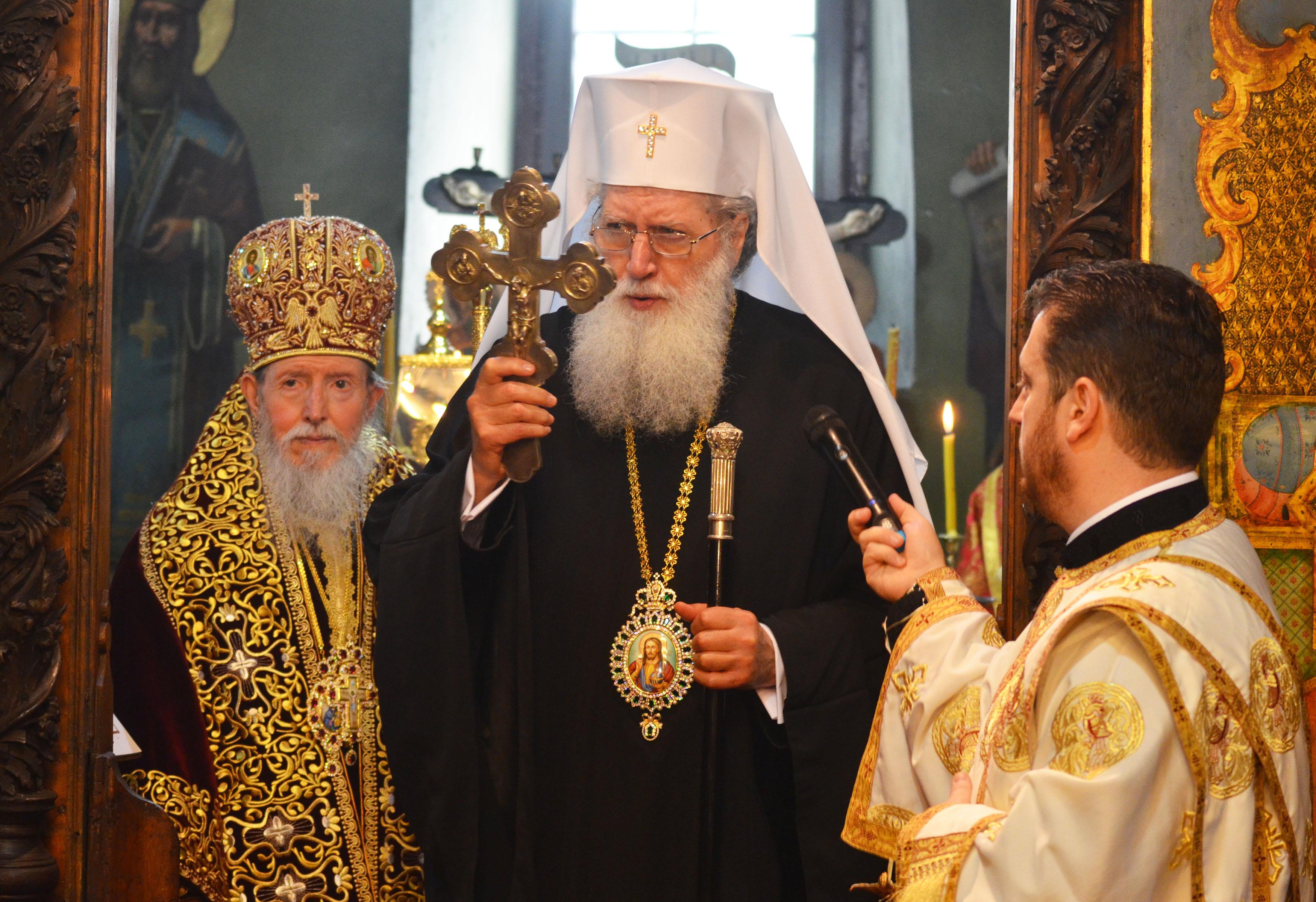 Патриарх Неофит отслужи молебен за Трети март