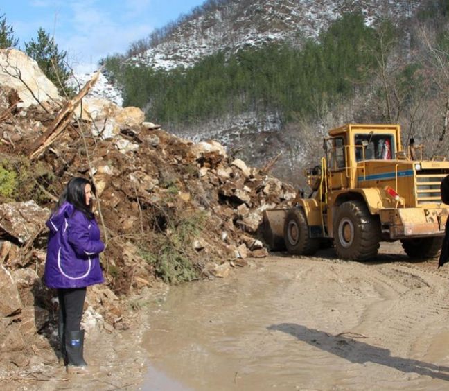 Лиляна Павлова: Разчистването на пътя Смолян - Пловдив ще продължи и през нощта