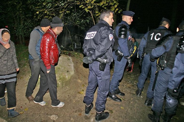 Арестуваха наши роми, убили пенсионер във Франция