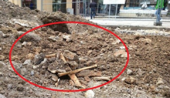 Скелетът, открит в центъра на Варна, е на гигант (СНИМКИ)