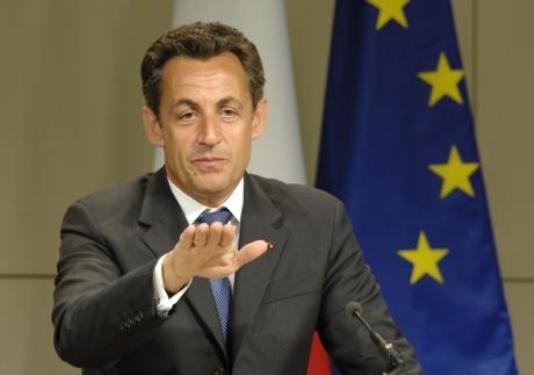 Партията на Никола Саркози води на изборите във Франция