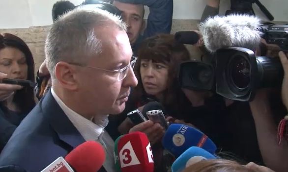 Станишев: Кабинетът на Орешарски се опита да спаси КТБ