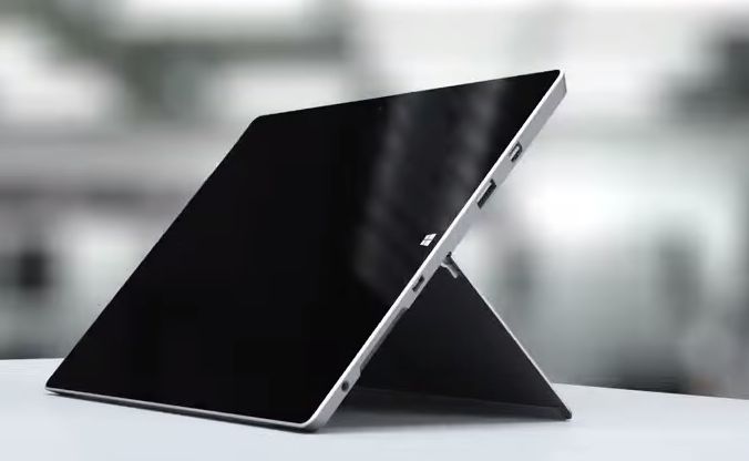 „Майкрософт” показа новия таблет Surface 3 (ВИДЕО)