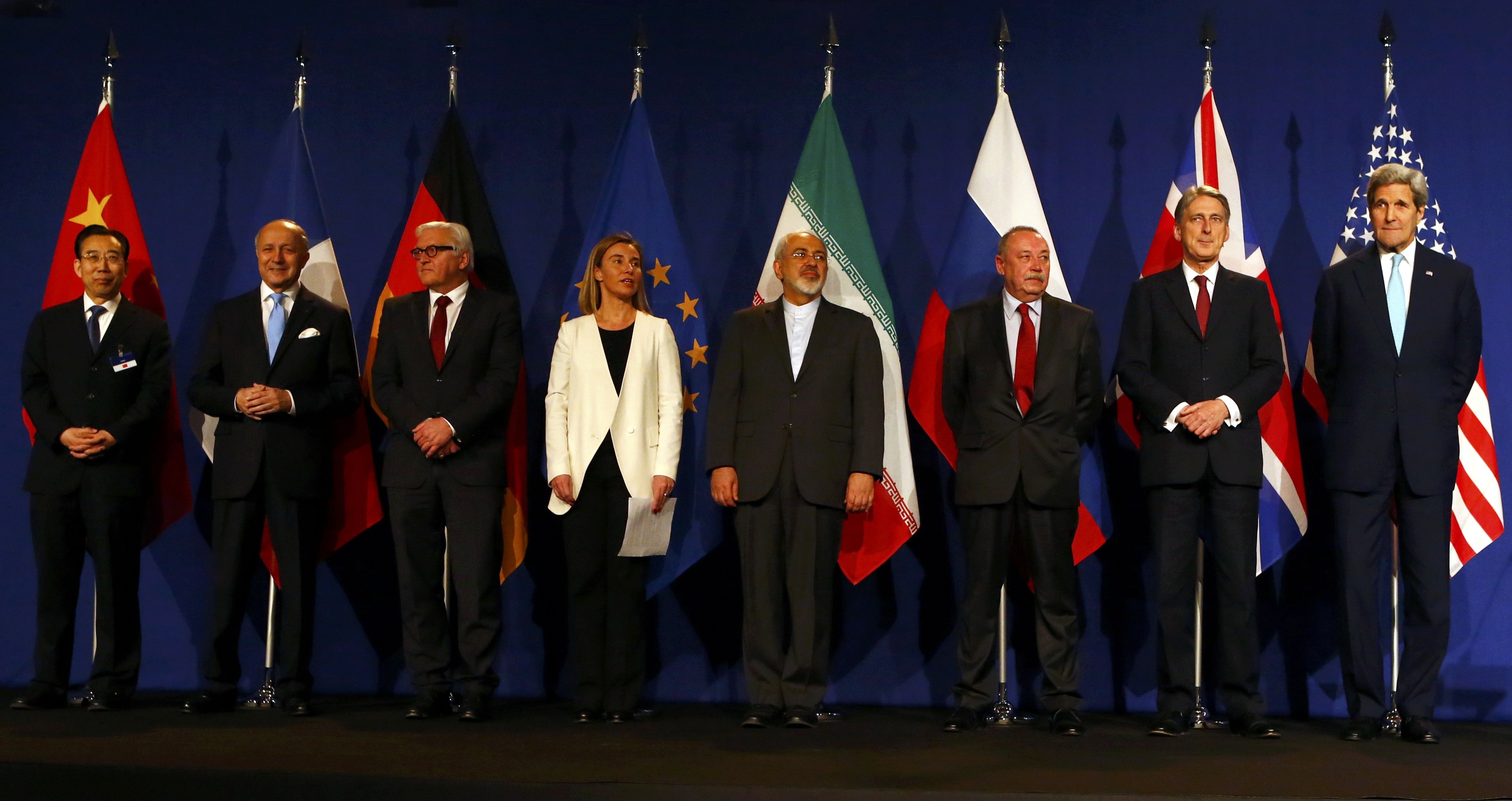 Историческо: САЩ и ЕС отменят икономическите санкции срещу Иран