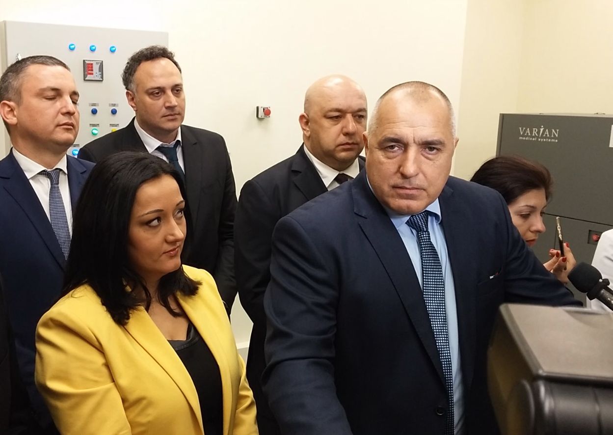 БЛИЦ TV: Борисов обеща край на списъците с чакащи за лечение онкоболни