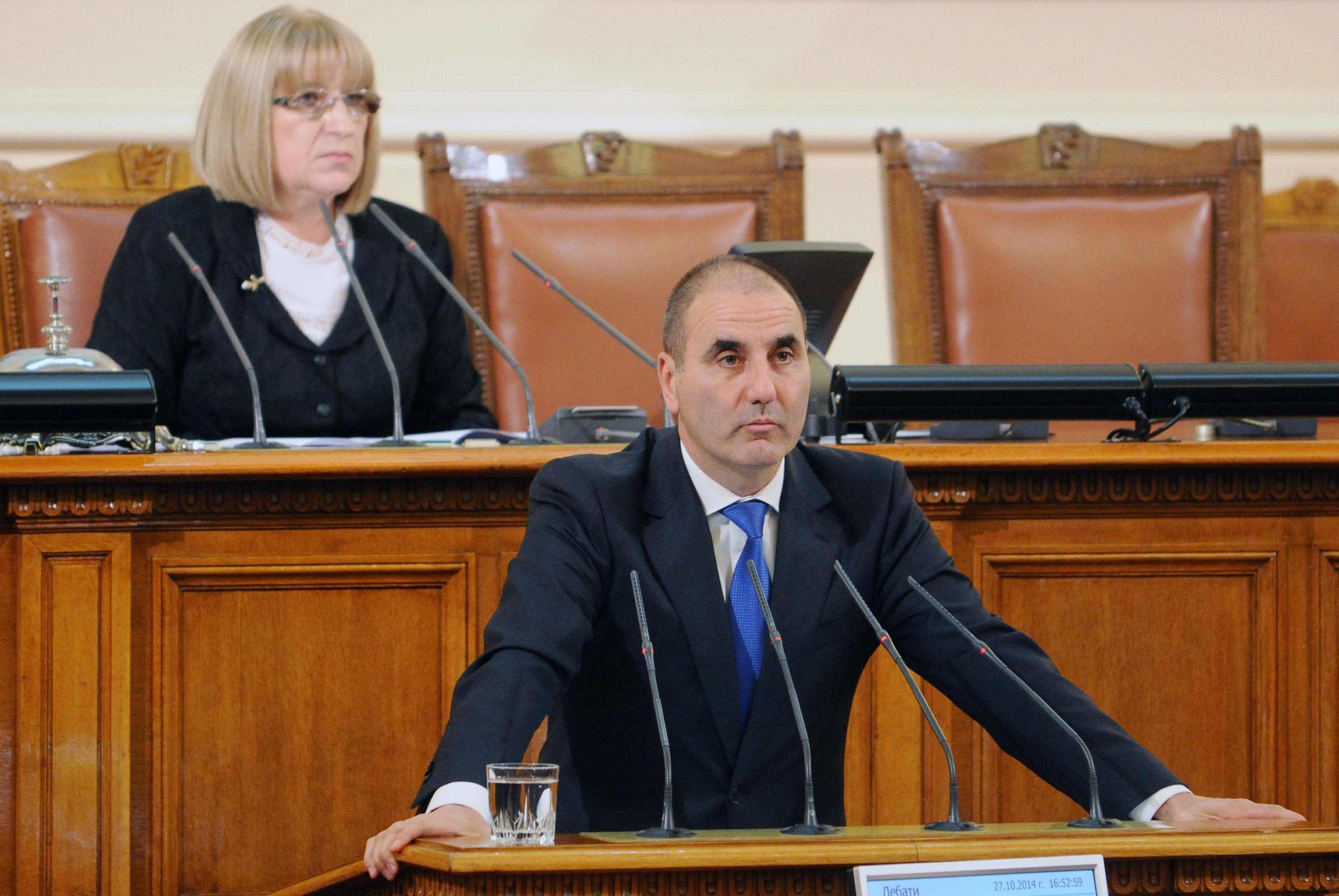 Изненада в парламента: Цветанов оттегли поправките в НПК