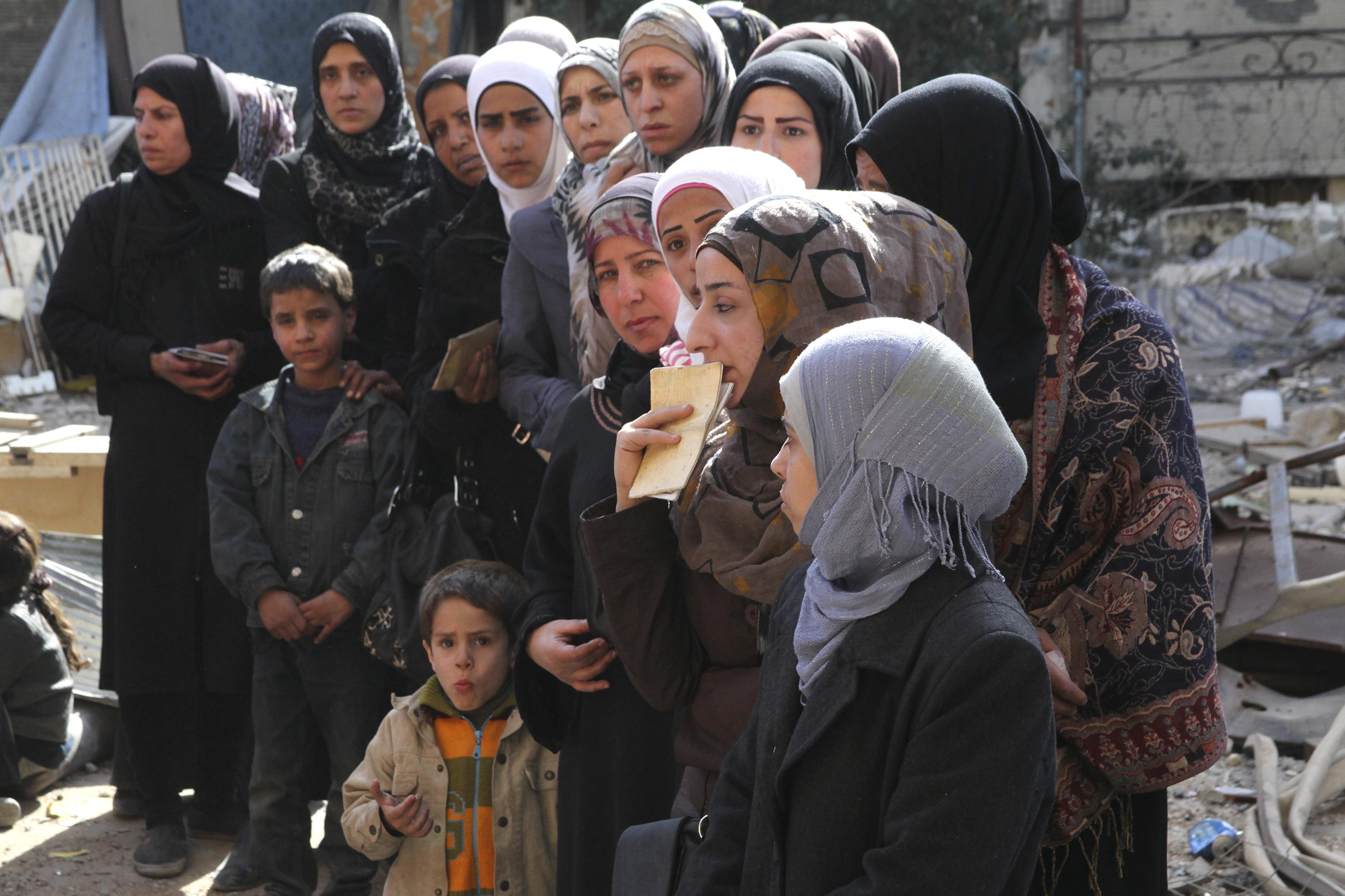 Ужас в Дамаск: „Ислямска държава” превзе бежански лагер 