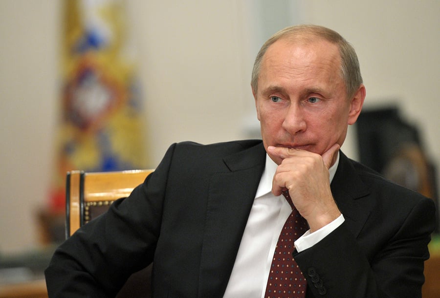 Осем пъти повече въпроси към Путин за горещата линия на 16 април