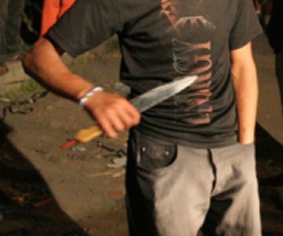 Ромски бандити се биха с ножове на празника в Петрич