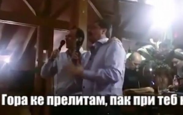 Адвокат на Цветан Василев дал на медиите скандалното видео на дуета му с Искров