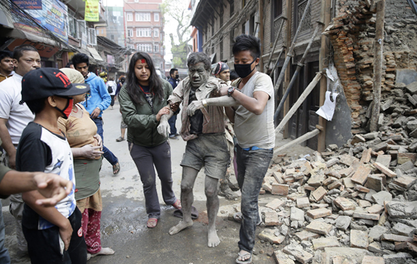 Над 3600 са вече жертвите на труса в Непал