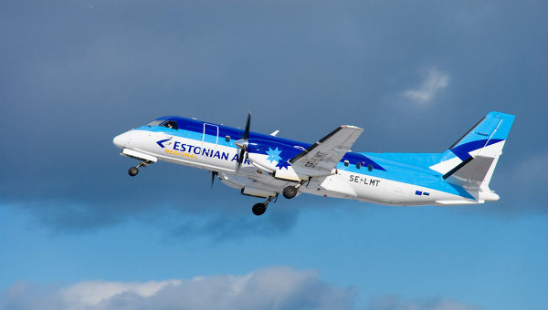 Естонски самолет кацна аварийно в Талин