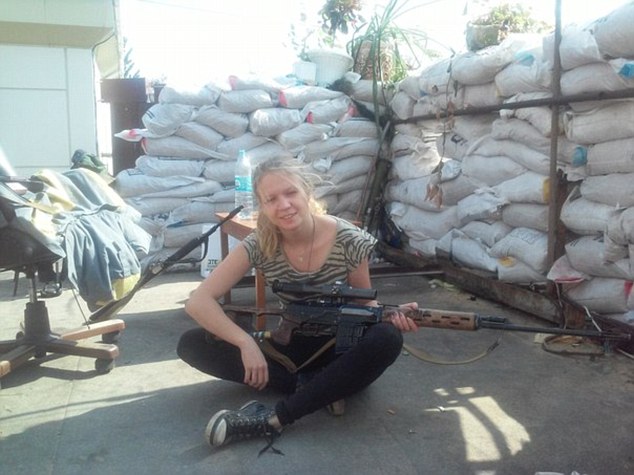 Украинската Жана д&#039;Арк се оказа неонацистка и убийца на полицаи  (СНИМКИ)