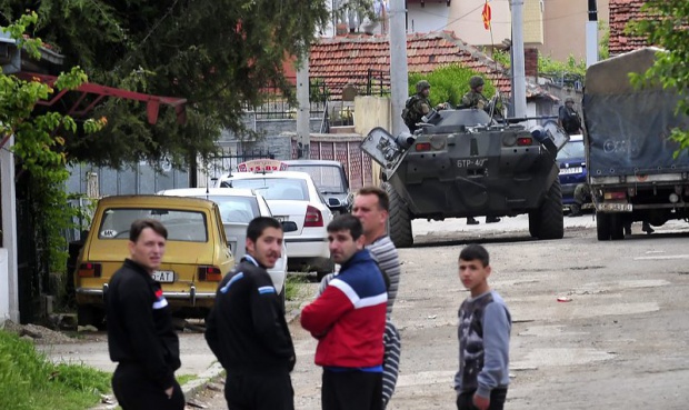 Пак черна вест от Куманово: Откриха труп на разкъсан от експлозия полицай 
