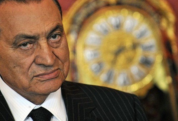 Пратиха Мубарак за 3 години в затвора