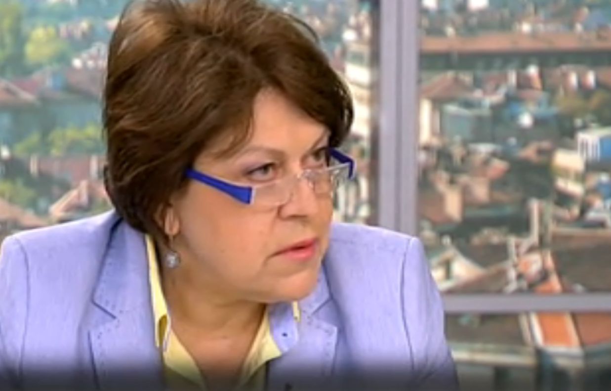 Татяна Дончева: Посещенията на политиците при Цветан Василев – като на раята при падишаха