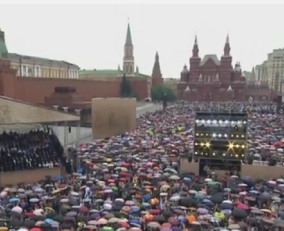 Грандиозни чествания на 24 май в Русия (ВИДЕО)