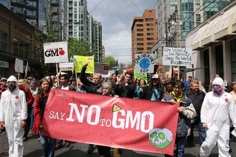 Хиляди хора участваха в световни протести против „Монсанто“ и ГМО (ВИДЕО)