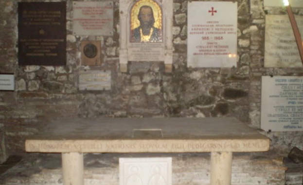 Потайности: Къде е погребан Свети Кирил 