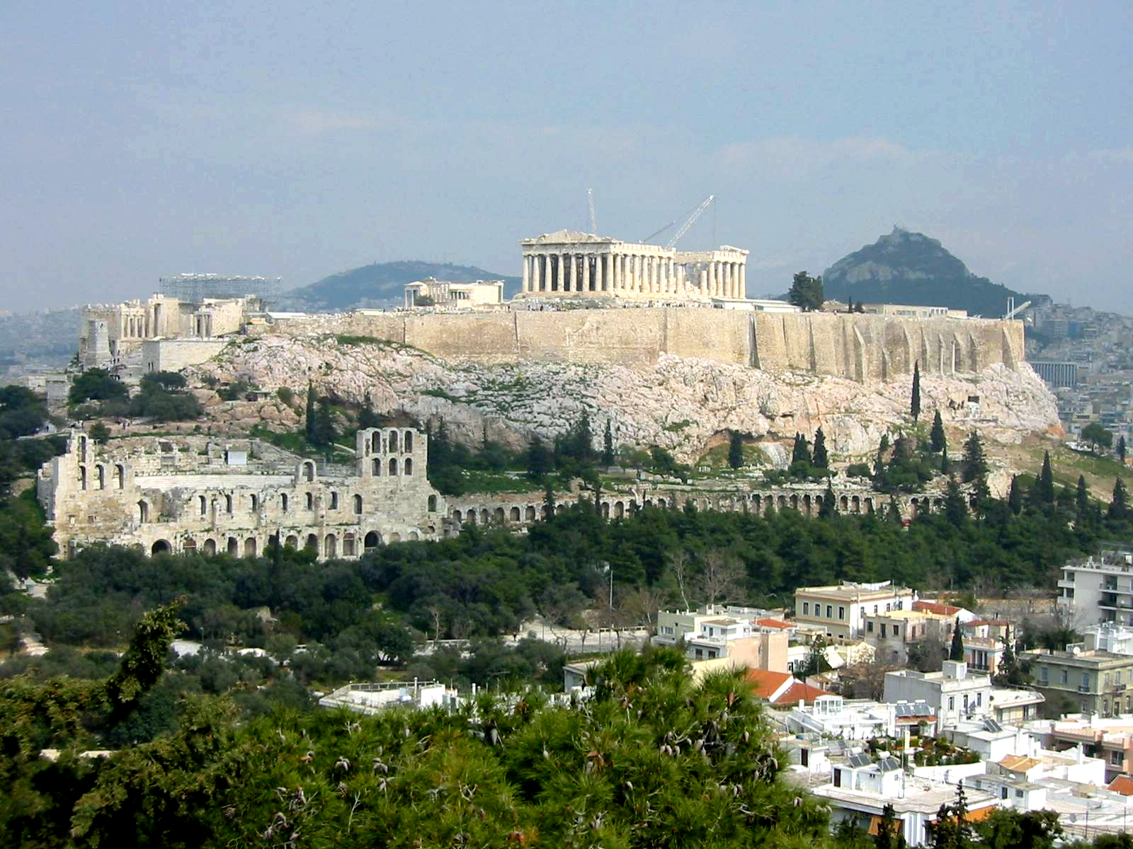 От последните минути: Част от Атина обяви фалит 