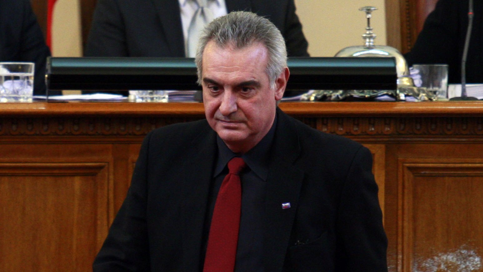 Луд скандал в парламента: Касабов пита Волен Сидеров как е белият прах