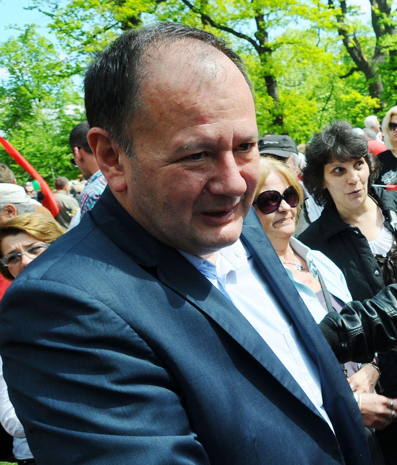 Михаил Миков не изключи възможността да има жена кандидат-кмет на Бургас