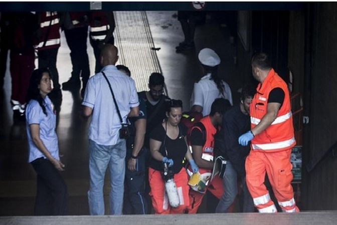Два влака се удариха в метрото на Рим, десетки са ранени