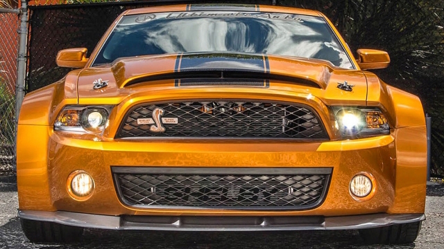 Ultimate разду формите на Ford Mustang
