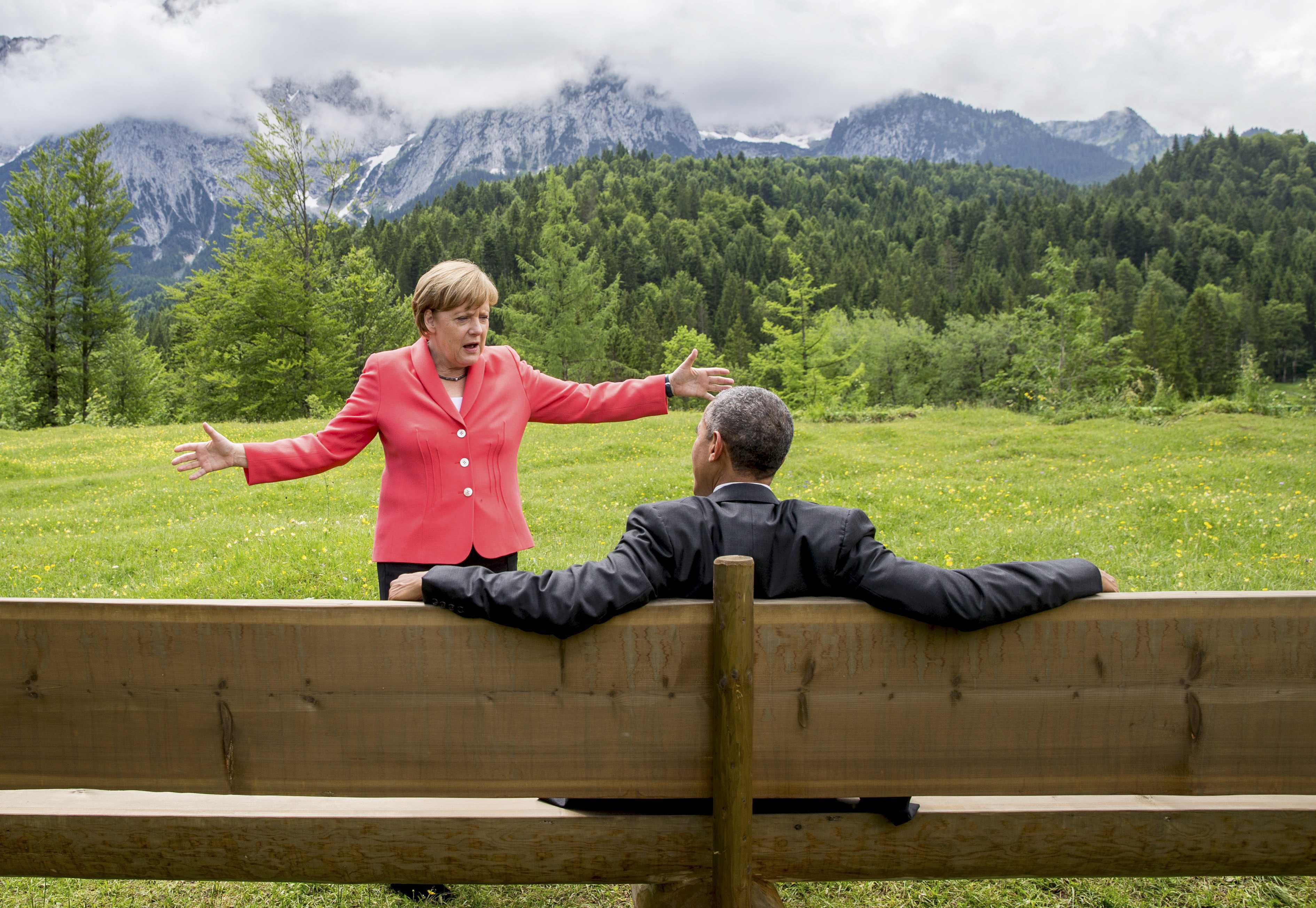 Меркел призна: Г-7 не е обсъждала затягане на санкциите срещу Русия