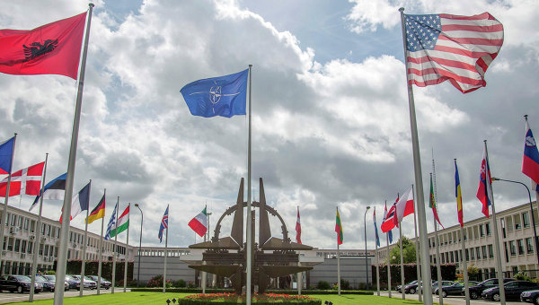 Паника: Мистериозна пратка в централата на НАТО