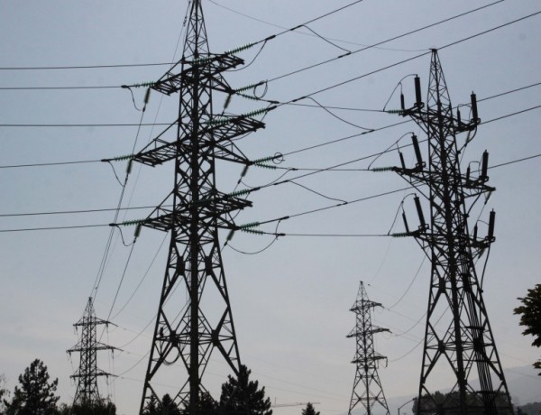 Страшни загуби за предприятията, ако токът поскъпне от 1 юли