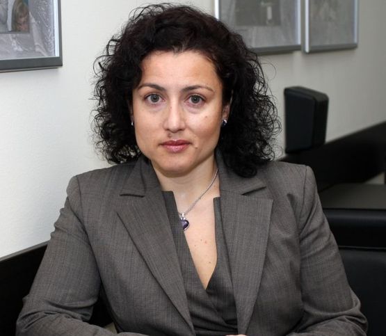 Десислава Танева призна спазват ли се мерките в заведенията