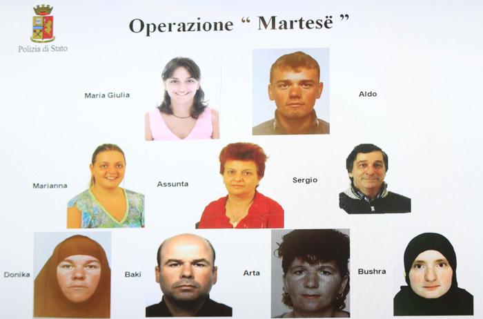 Антитерористична акция в Италия и Албания, арестувани са 10 души