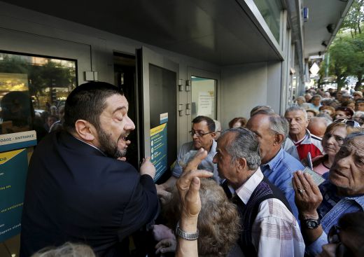 Гръцките банки остават затворени!