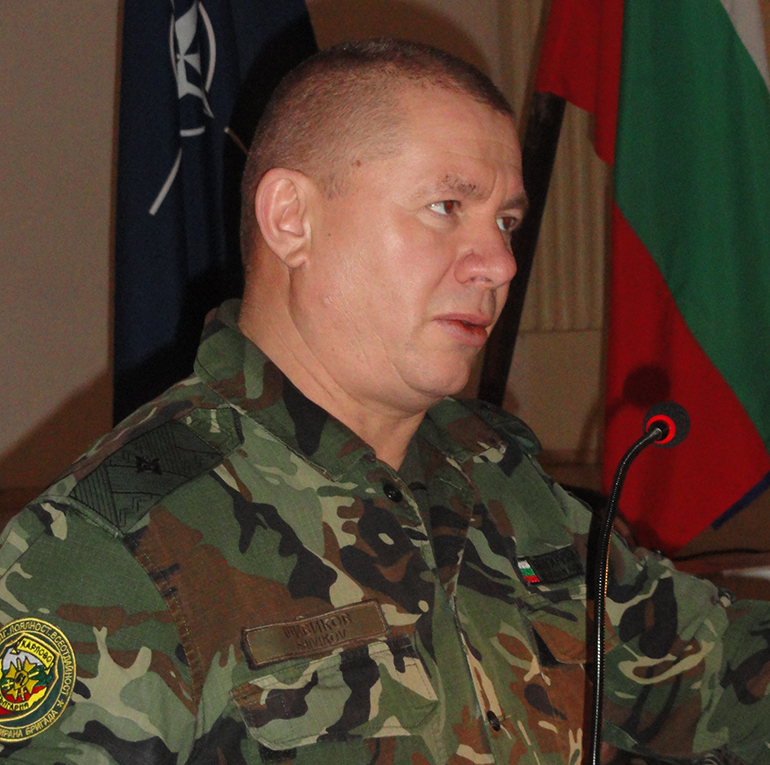 Изненада: Гласят генерал Шивиков за кмет на Карлово