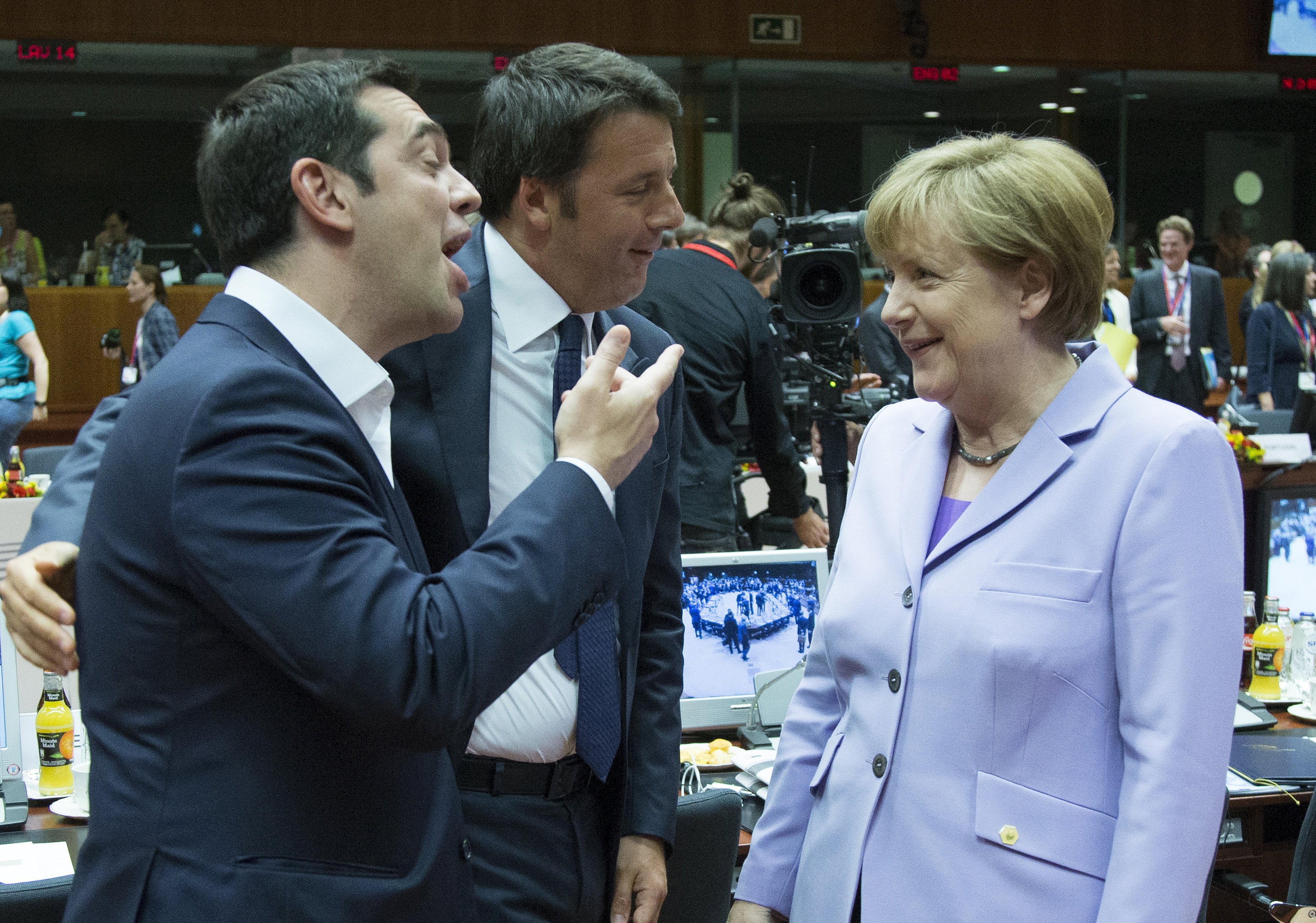 Ципрас казал в лицето на Меркел: Ето, давам ти и сакото си!