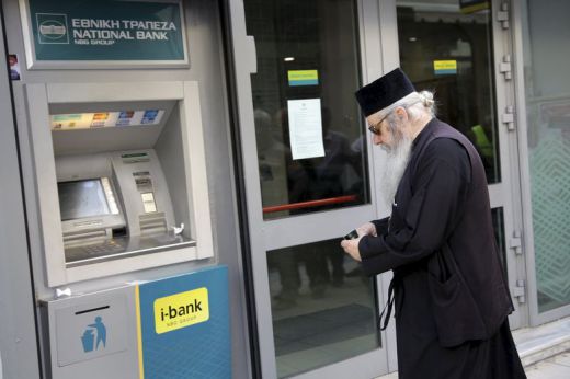 Гръцките банки отварят в понеделник