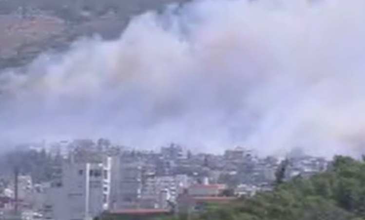 НА ЖИВО В БЛИЦ: Огромен пожар захапа Атина от изток