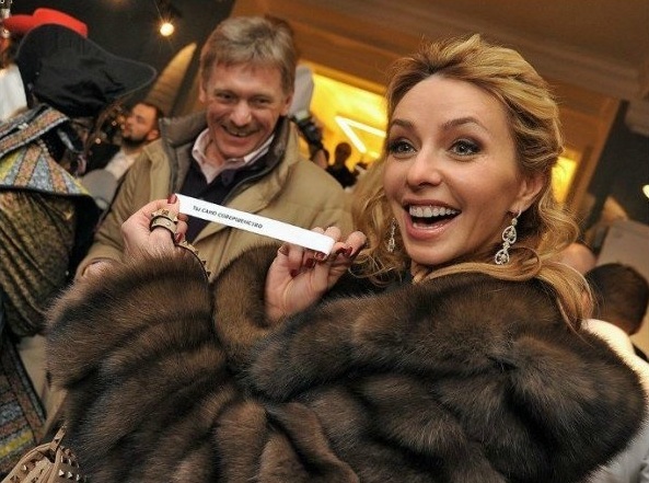Татяна Навка показа булчинската рокля, в която ще се омъжи за Дмитрий Песков (СНИМКИ)