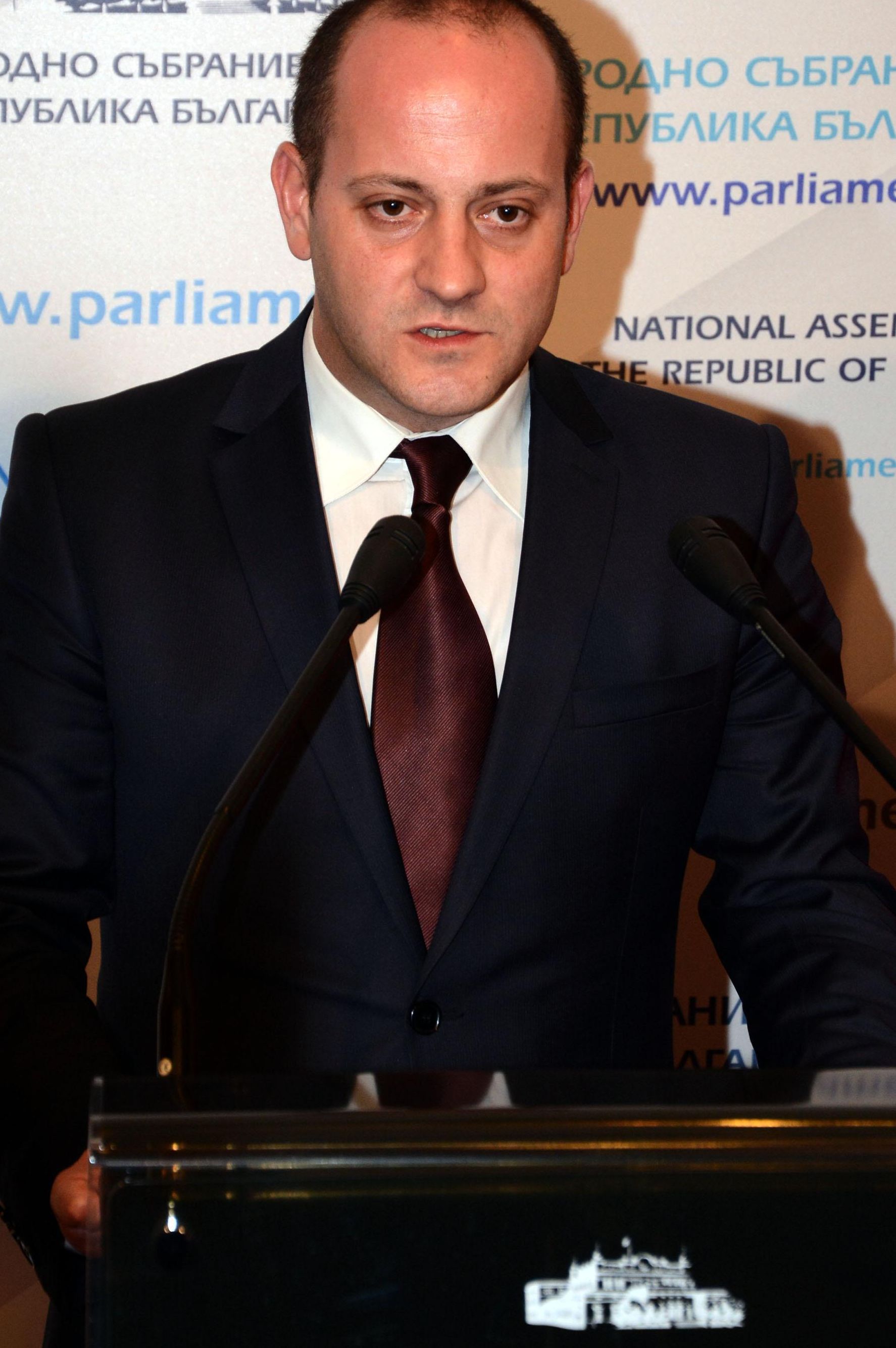Отива ли на поражение Борисов? Реформаторите твърдо отказват подкрепа за промените в конституцията