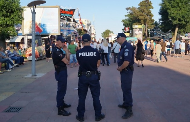 Полицейски акции обърнаха хастара на Слънчев бряг
