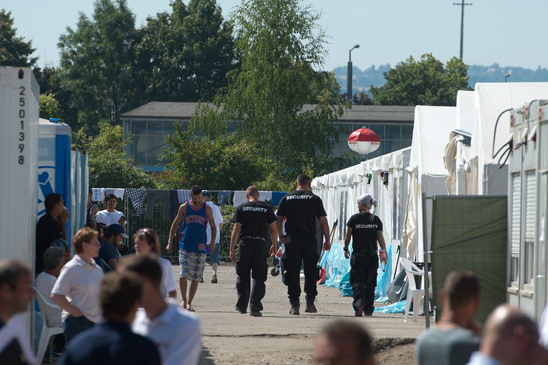 Германия ще връща десетки хиляди бежанци от Балканите