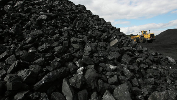 Украйна ще купи въглища от Донбас чрез Русия 